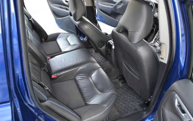 Volvo XC 70 cena 33900 przebieg: 286602, rok produkcji 2005 z Płock małe 466